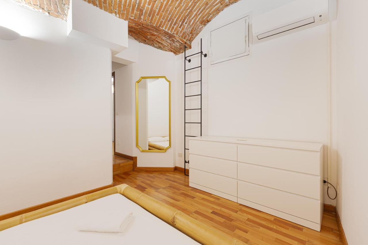Sant'Ambrogio Design Apartment ミラノ エクステリア 写真